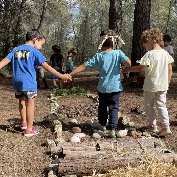 Activitats escolars a la natura a prop de Barcelona per a infantil, primària i secundària